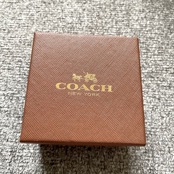 Coach Watch - Picture 2 of 2